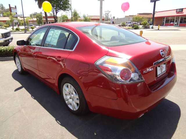 Nissan Altima 2009 photo 8