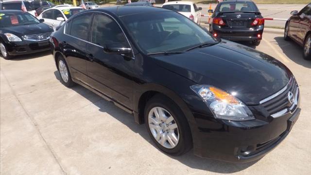 Nissan Altima 2009 photo 2