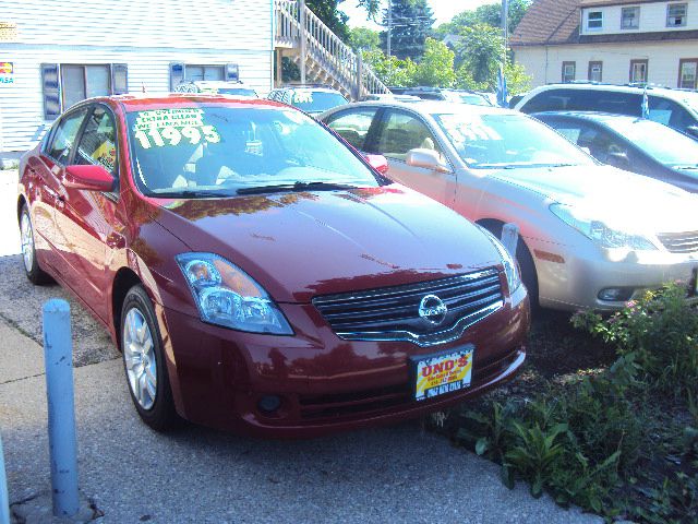 Nissan Altima Pickupslt Quad Cab SWB 4WD 4x4 Truck Sedan