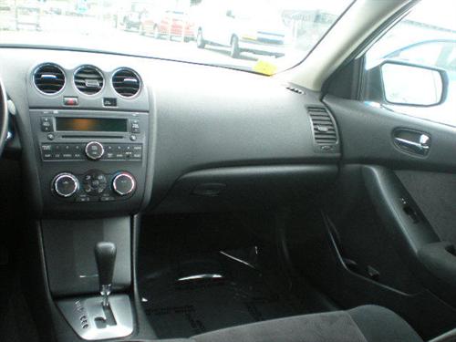 Nissan Altima 2009 photo 4