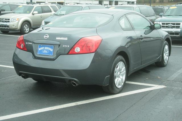 Nissan Altima 2009 photo 5