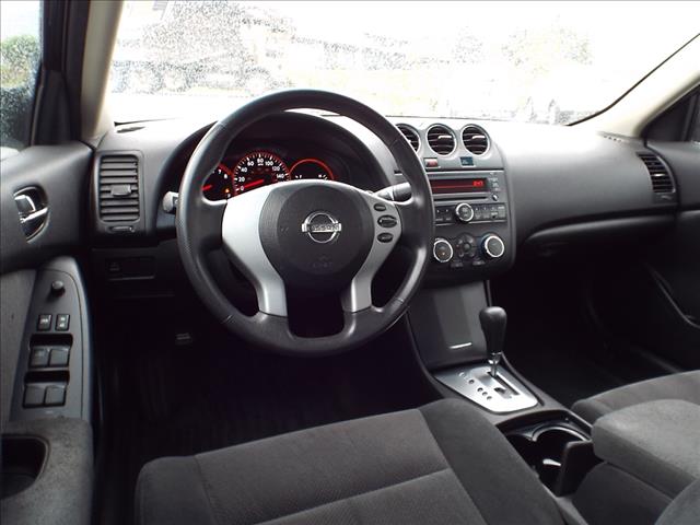 Nissan Altima 2009 photo 4