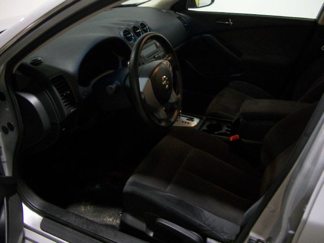 Nissan Altima 2009 photo 2