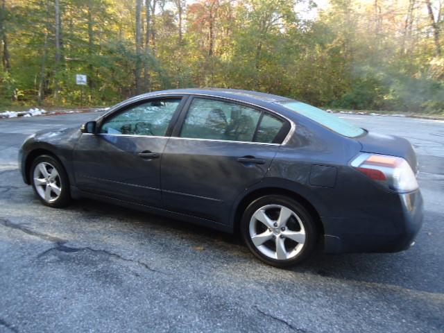 Nissan Altima 2009 photo 3