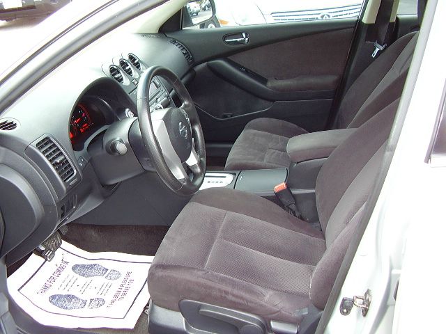 Nissan Altima 2009 photo 1