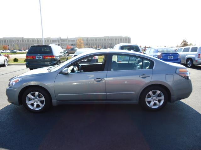 Nissan Altima 2009 photo 5