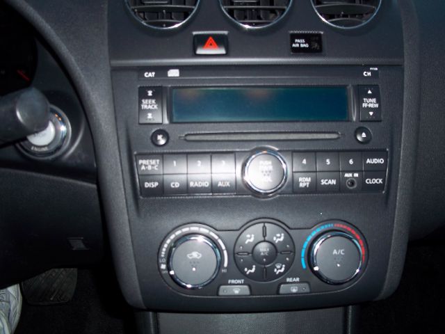 Nissan Altima 2009 photo 1