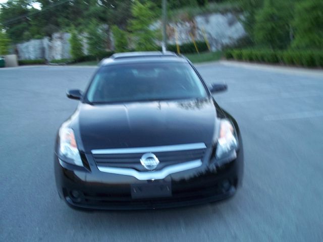 Nissan Altima 2009 photo 2