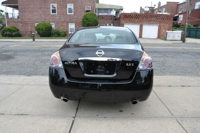 Nissan Altima 2009 photo 1