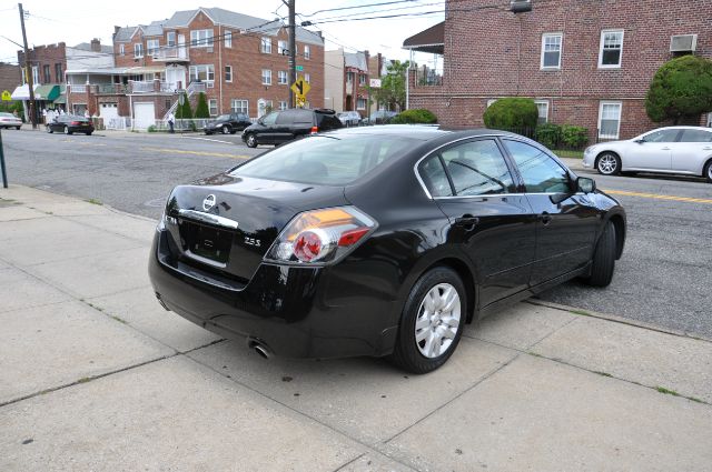 Nissan Altima 2009 photo 4