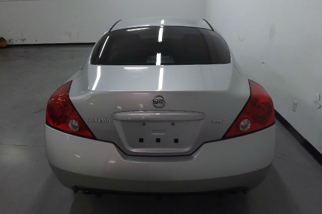 Nissan Altima 2009 photo 25