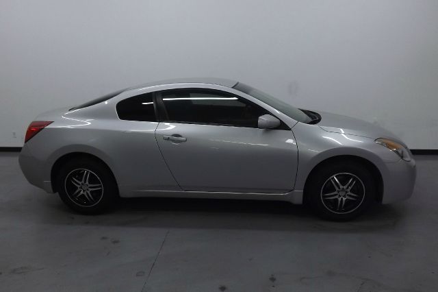 Nissan Altima 2009 photo 26