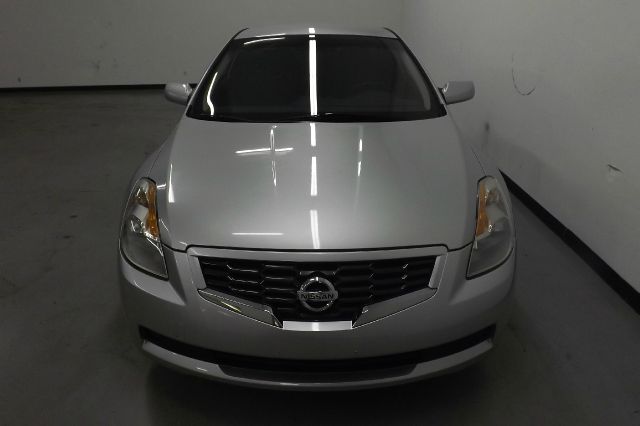 Nissan Altima 2009 photo 9