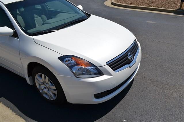 Nissan Altima 2009 photo 4