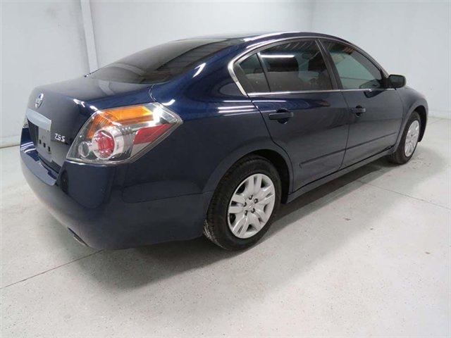 Nissan Altima 2009 photo 4