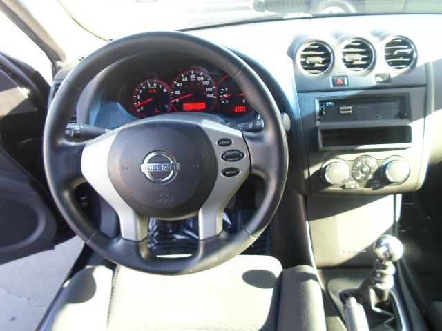 Nissan Altima 2009 photo 5