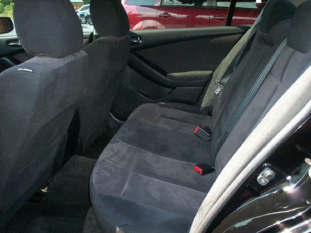 Nissan Altima 2009 photo 2