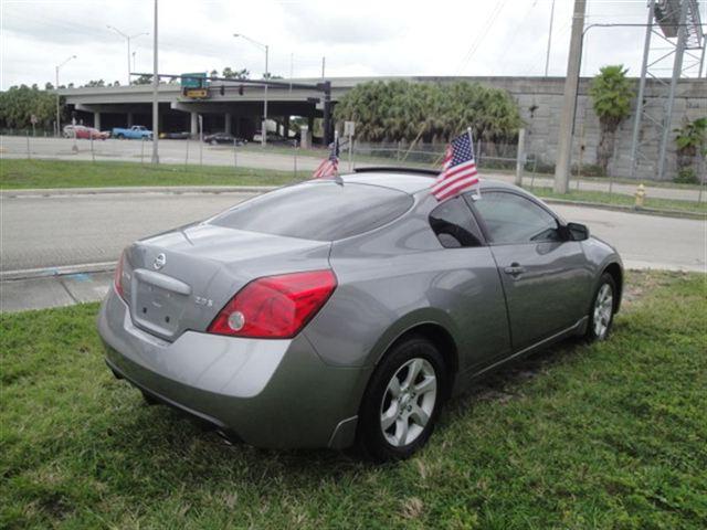 Nissan Altima 2009 photo 3