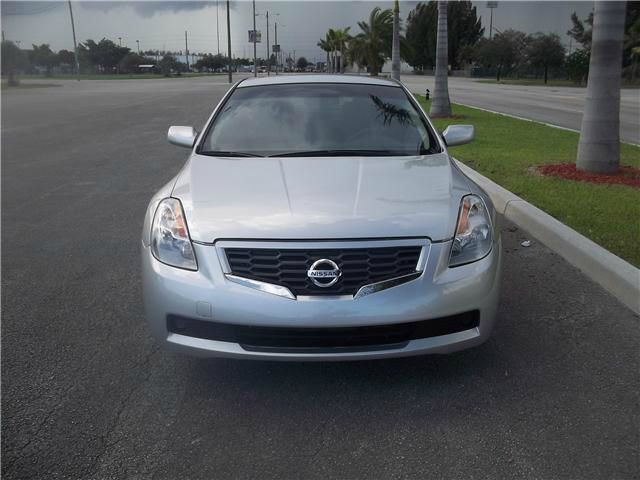 Nissan Altima 2009 photo 2