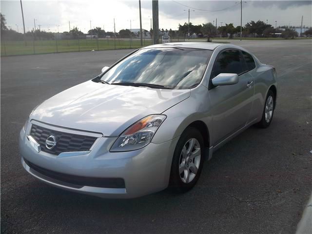 Nissan Altima 2009 photo 3