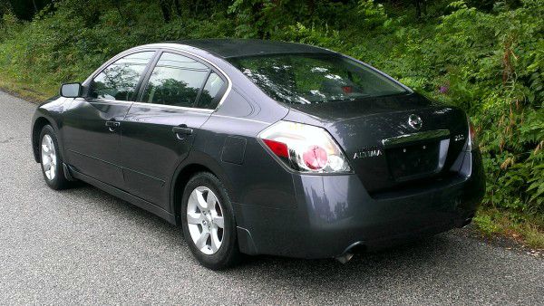 Nissan Altima 2009 photo 3