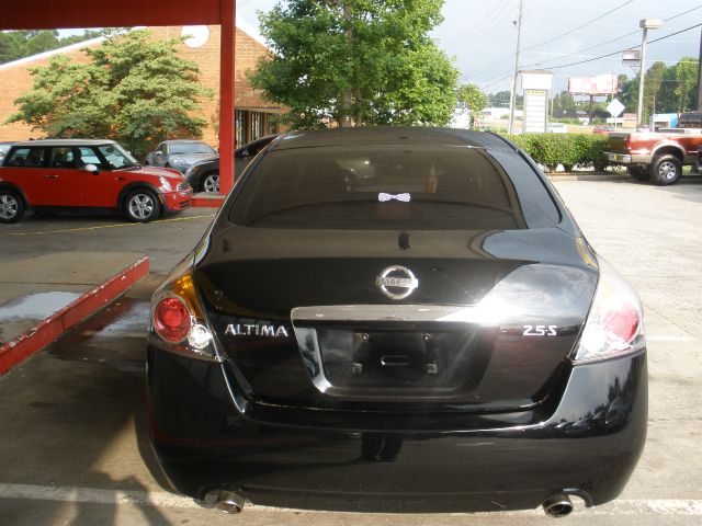 Nissan Altima 2009 photo 2