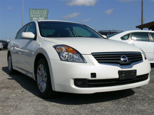 Nissan Altima 2009 photo 2