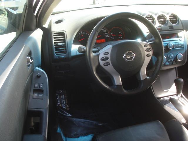 Nissan Altima 2009 photo 4