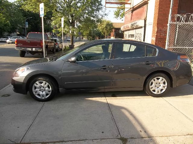 Nissan Altima 2009 photo 2