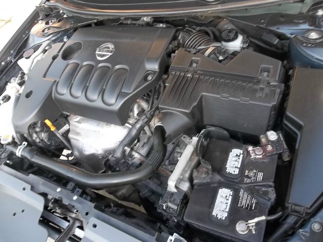 Nissan Altima 2009 photo 6