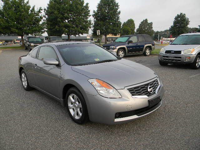 Nissan Altima 2009 photo 2