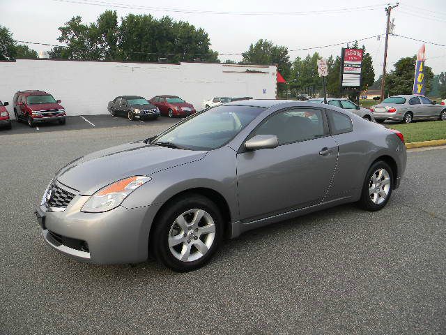 Nissan Altima 2009 photo 4