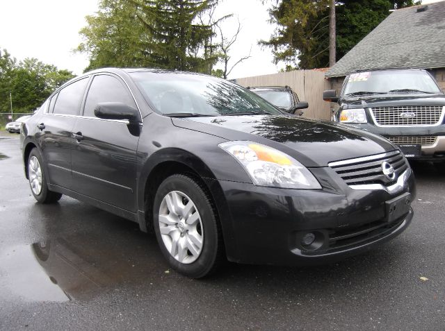 Nissan Altima 2009 photo 1