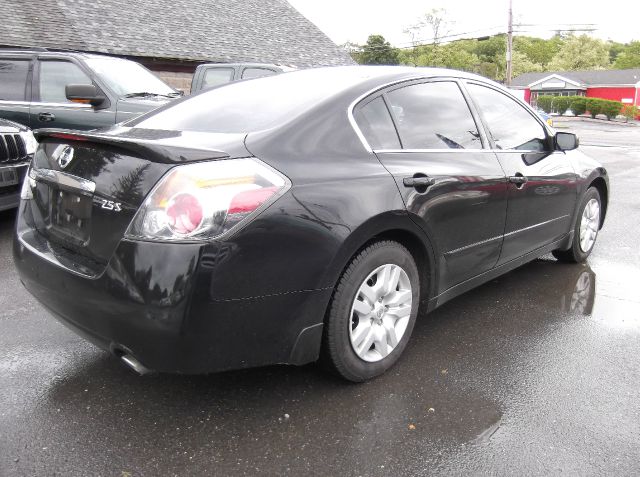 Nissan Altima 2009 photo 2