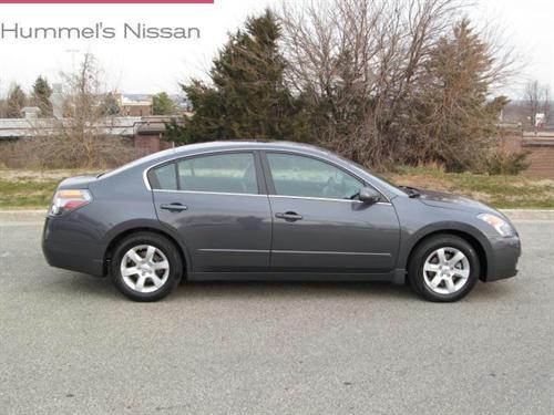 Nissan Altima 2009 photo 2