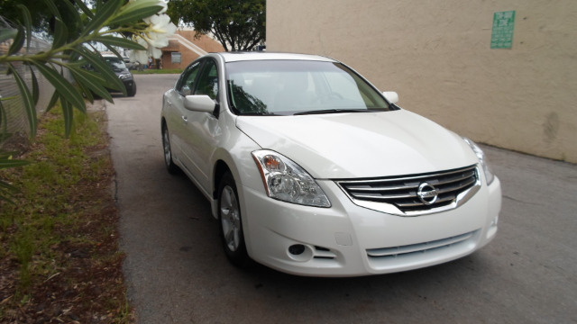 Nissan Altima 2009 photo 3