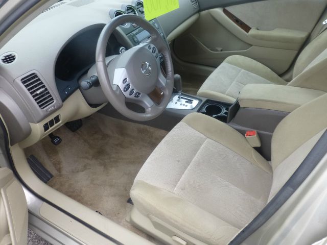 Nissan Altima 2009 photo 4