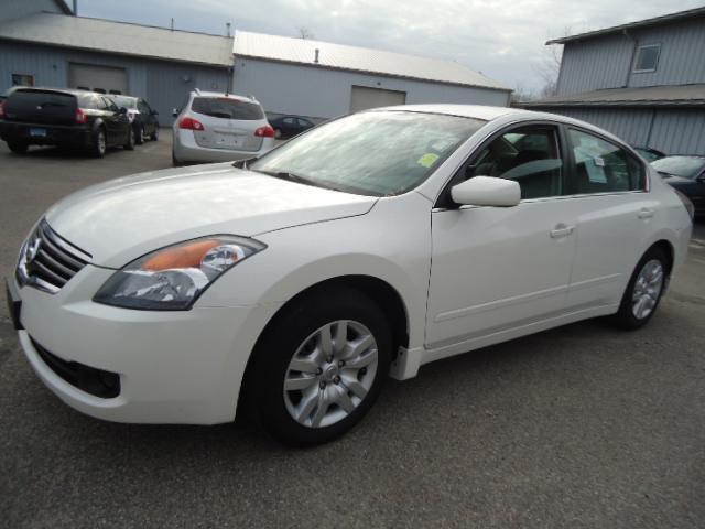 Nissan Altima 2009 photo 2