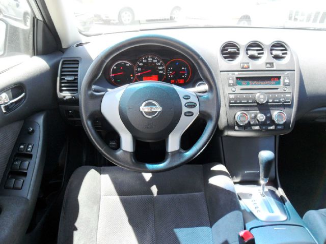 Nissan Altima 2009 photo 7