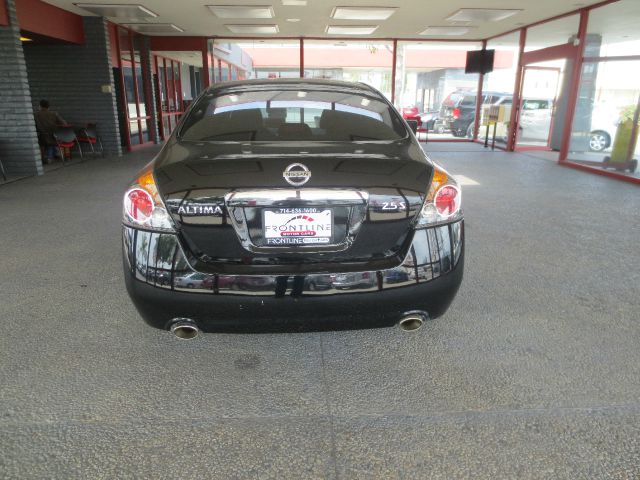 Nissan Altima 2009 photo 3