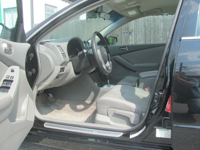 Nissan Altima 2009 photo 2