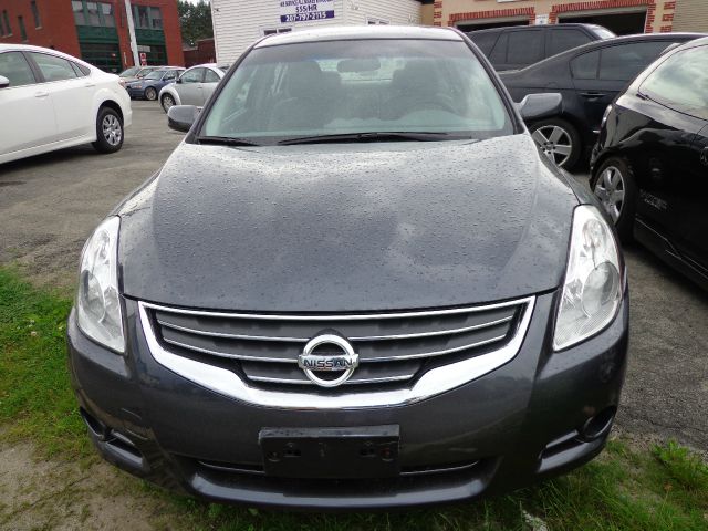 Nissan Altima 2010 photo 3