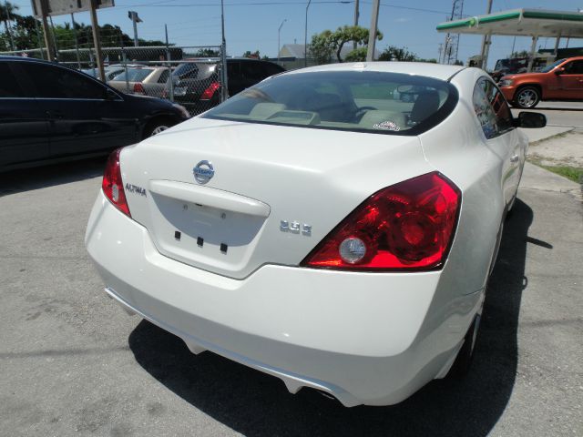 Nissan Altima C/k1500 2WD Extended Cab Coupe