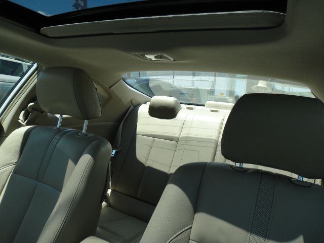 Nissan Altima 2010 photo 4