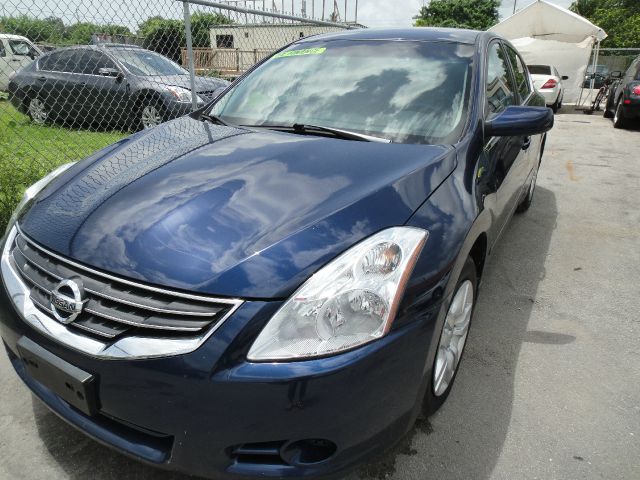 Nissan Altima 2010 photo 4