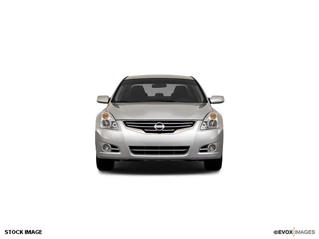 Nissan Altima 2010 photo 1