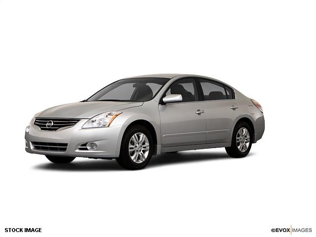 Nissan Altima 2010 photo 3