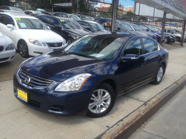 Nissan Altima 2010 photo 4