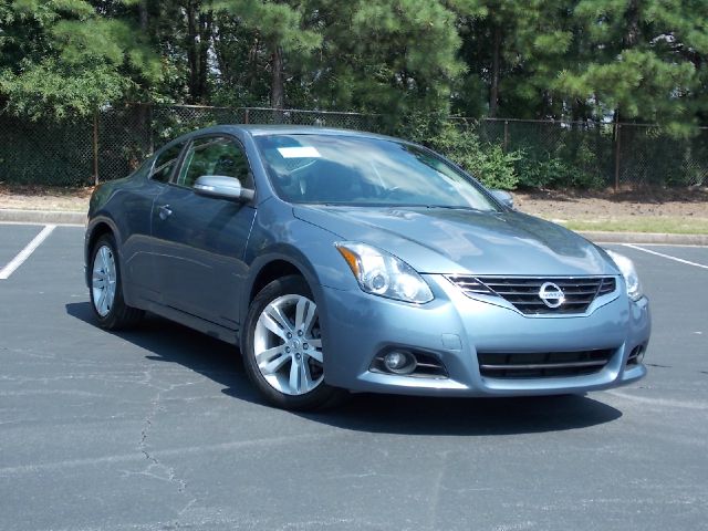 Nissan Altima 2010 photo 4