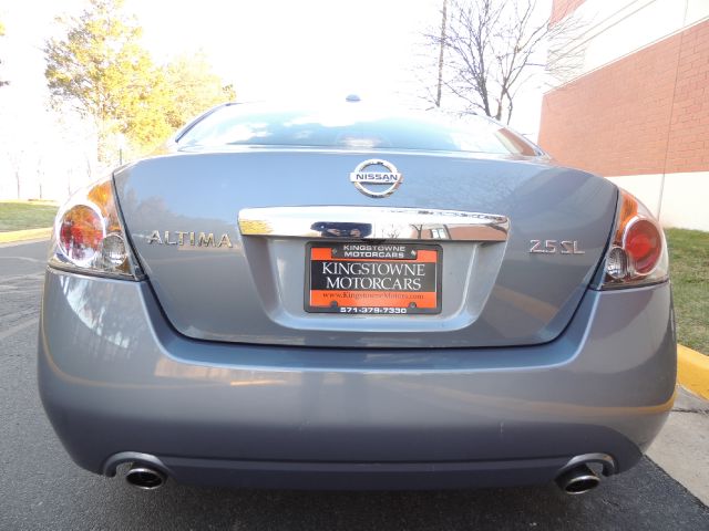 Nissan Altima 2010 photo 3